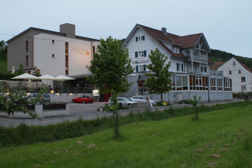 Landhotel Wilder Mann Eggingen Exterior foto